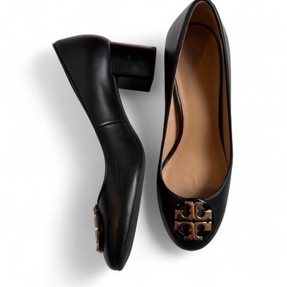Tory Burch Black Flats with Gold Logo - Picture 1 of 6